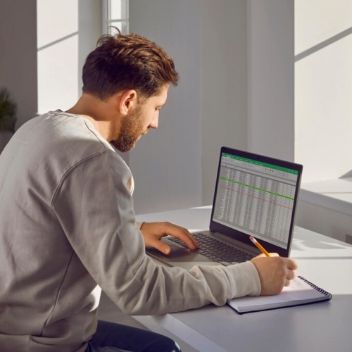 Do I need an accountant or an Insolvency Practitioner?