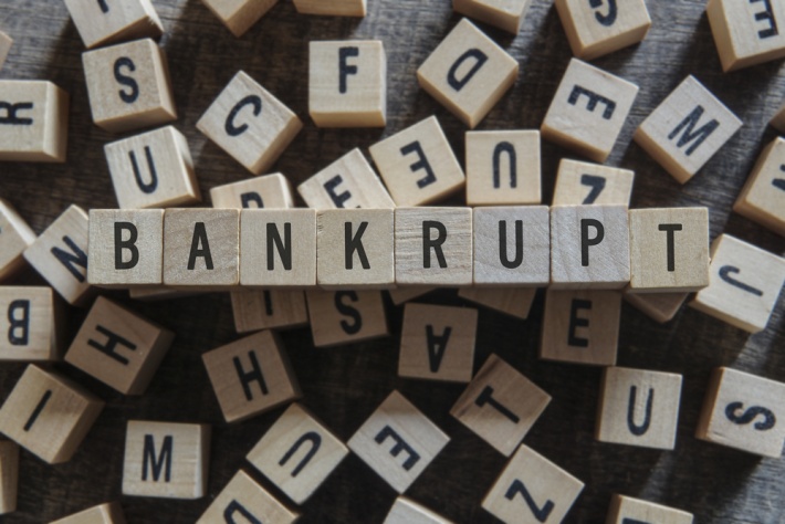 Can I continue as a company director if I’m going bankrupt?