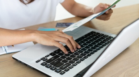 What are simplified expenses?