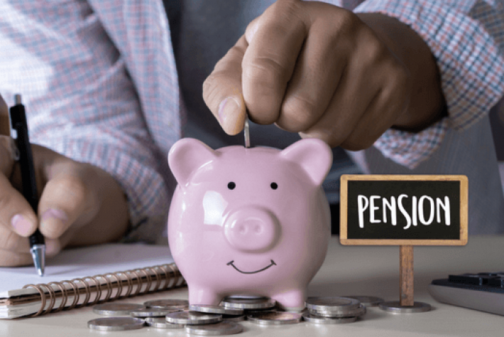 How can the self-employed make pension contributions?