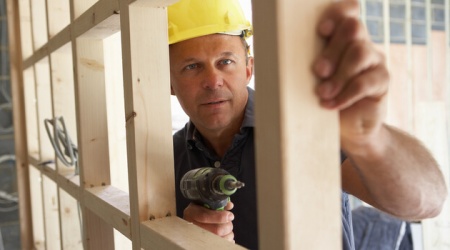 Government Delays VAT Rule Change for Builders